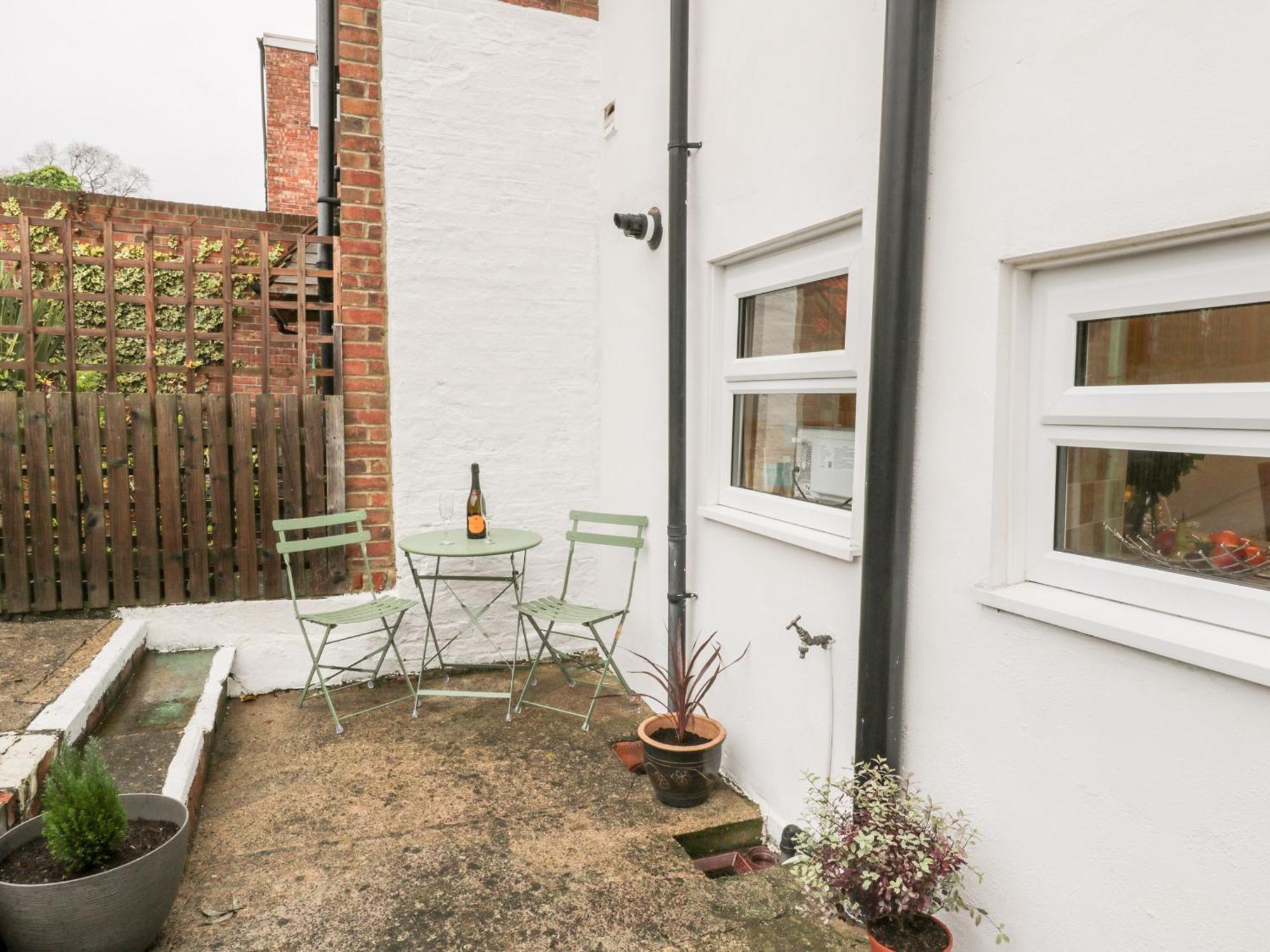Barnaby Cottage Yarm Exteriör bild