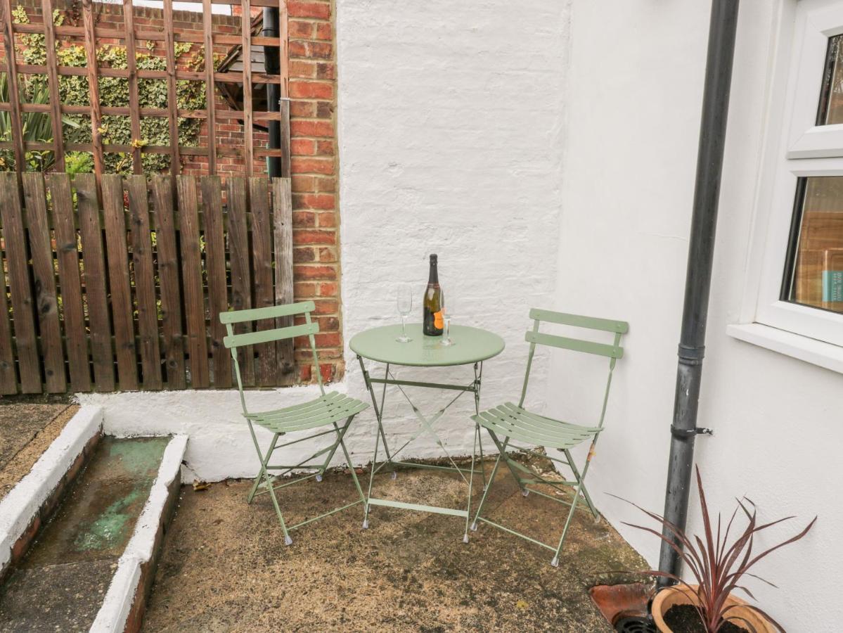 Barnaby Cottage Yarm Exteriör bild